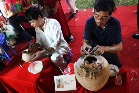 Bế mạc Liên hoan Du lịch làng nghề truyền thống Hà Nội năm 2016 - ảnh 1